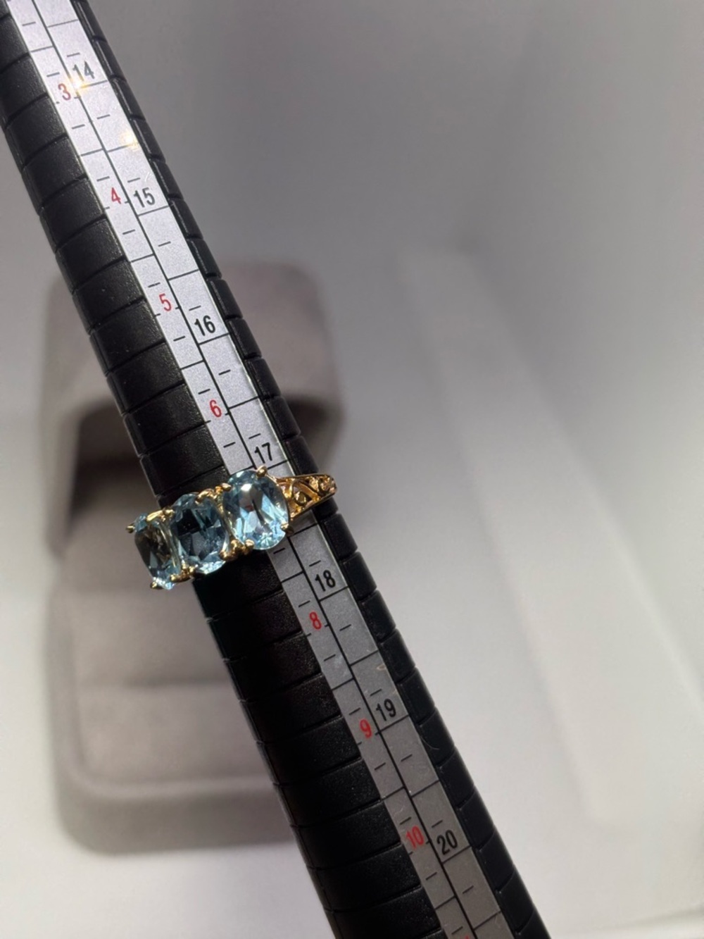 14K Gold Ring with Triple Light Blue Topaz, size 7 - Picture 5 of 9